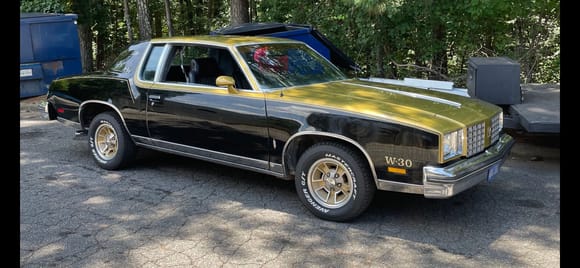 Original black lacquer paint, New Gold Pete and STRIPES. Leveling out the front and today so that it will sit level again