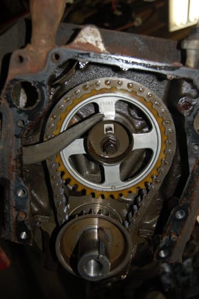 Original timing chain with absolutely no play. Obviously I replaced the timing set with one not using a fiber cam gear. 