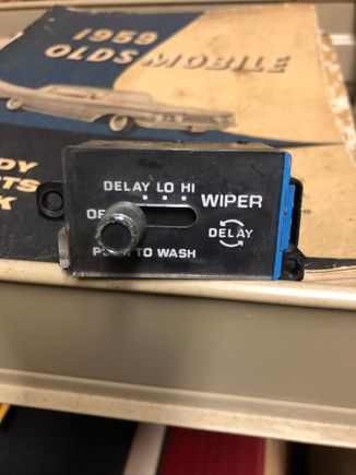 Wiper switch w pulse. Lever slides free and depresses. $45 untested