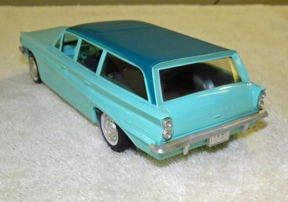 1961 Oldsmobile F-85 Station Wagon Promo Model Car