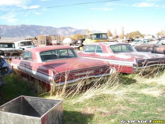 Two Starfire twins in a salvage yard