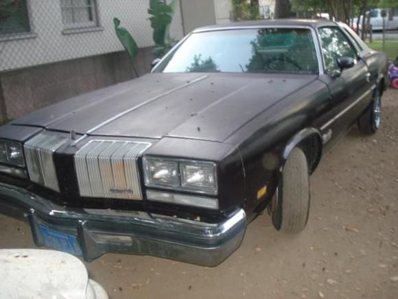 1976 Cutlass Salon 001