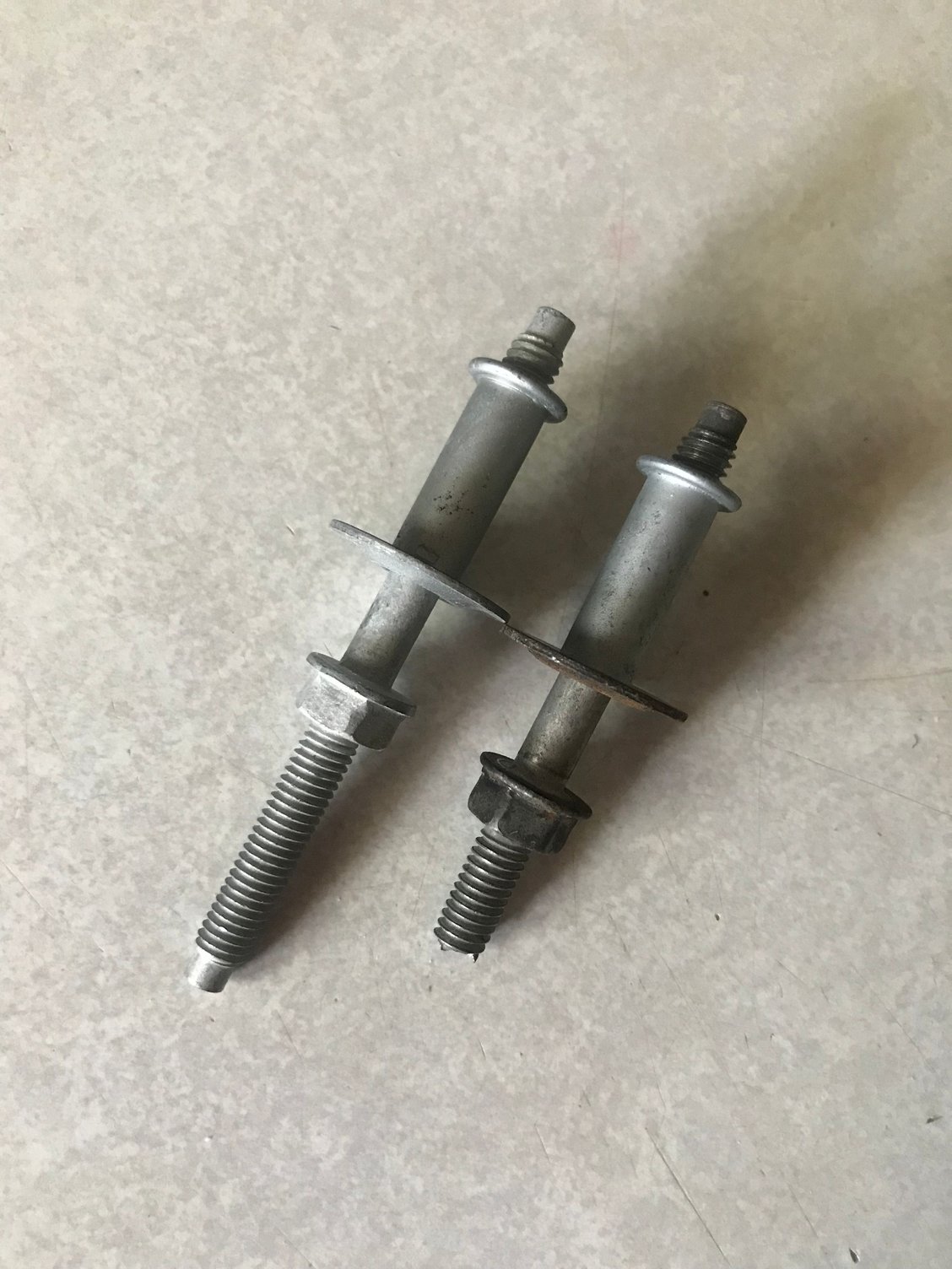 Broken ignition coil bolt on 2005 Dakota 3.7L - DodgeForum.com