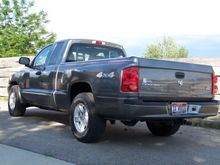 2005 Dakota Laramie