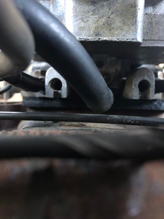 Unplugged idle screw ports,