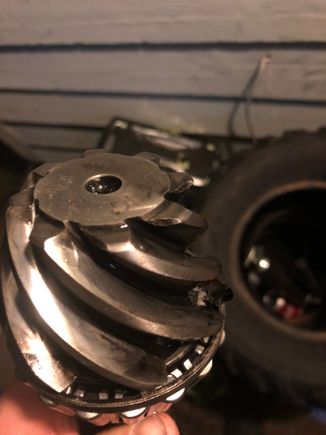 Pinion gear with the meatball piece sticking out (bottom right corner)