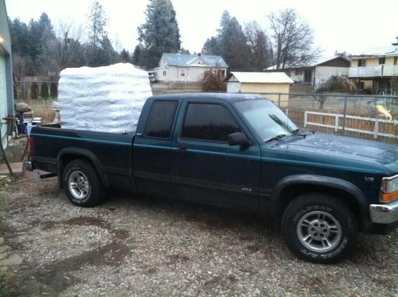 thats a 2,000 lb pallet.