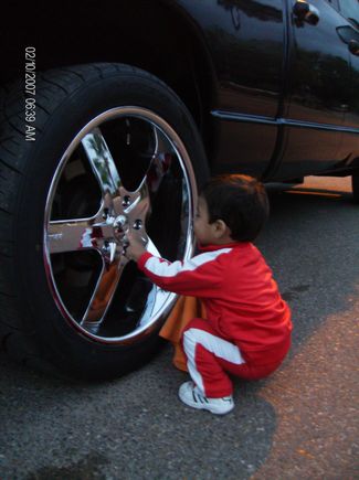 cleanin my rims