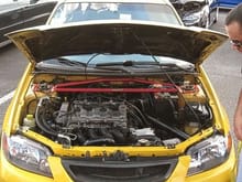 Engine bay without engine cover