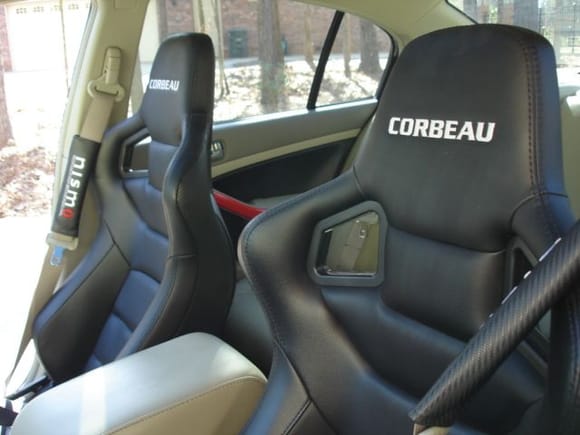 Carbeau sport seats.