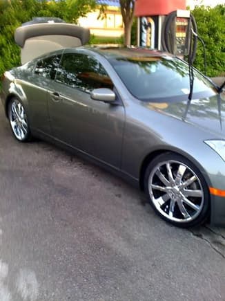 G35 fresh Paint and Wheels