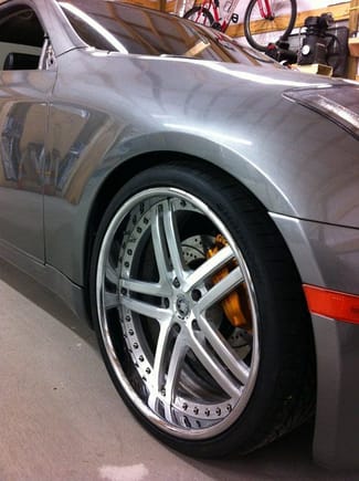 Cross drilled &amp; slotted rotors - Custom Painted Brembo Calipers
