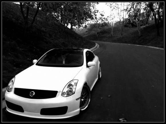 VIP Cloud White G35 03