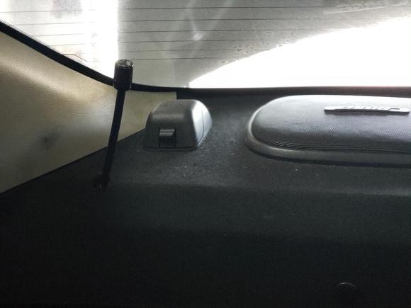 rear extenders - can't see them when the rear seat is in normal position