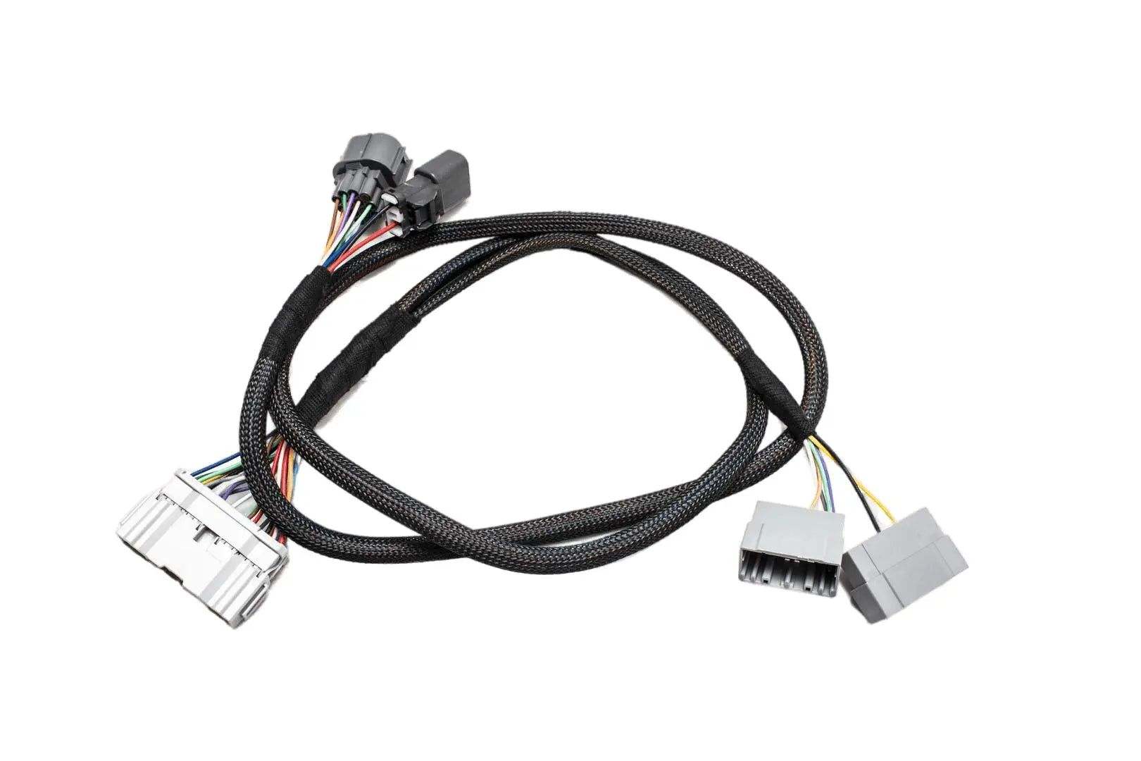 Full picture of subharness, the three left connectors fit fine. Is it possible to move the wires on the right side to somewhere they will actually work?