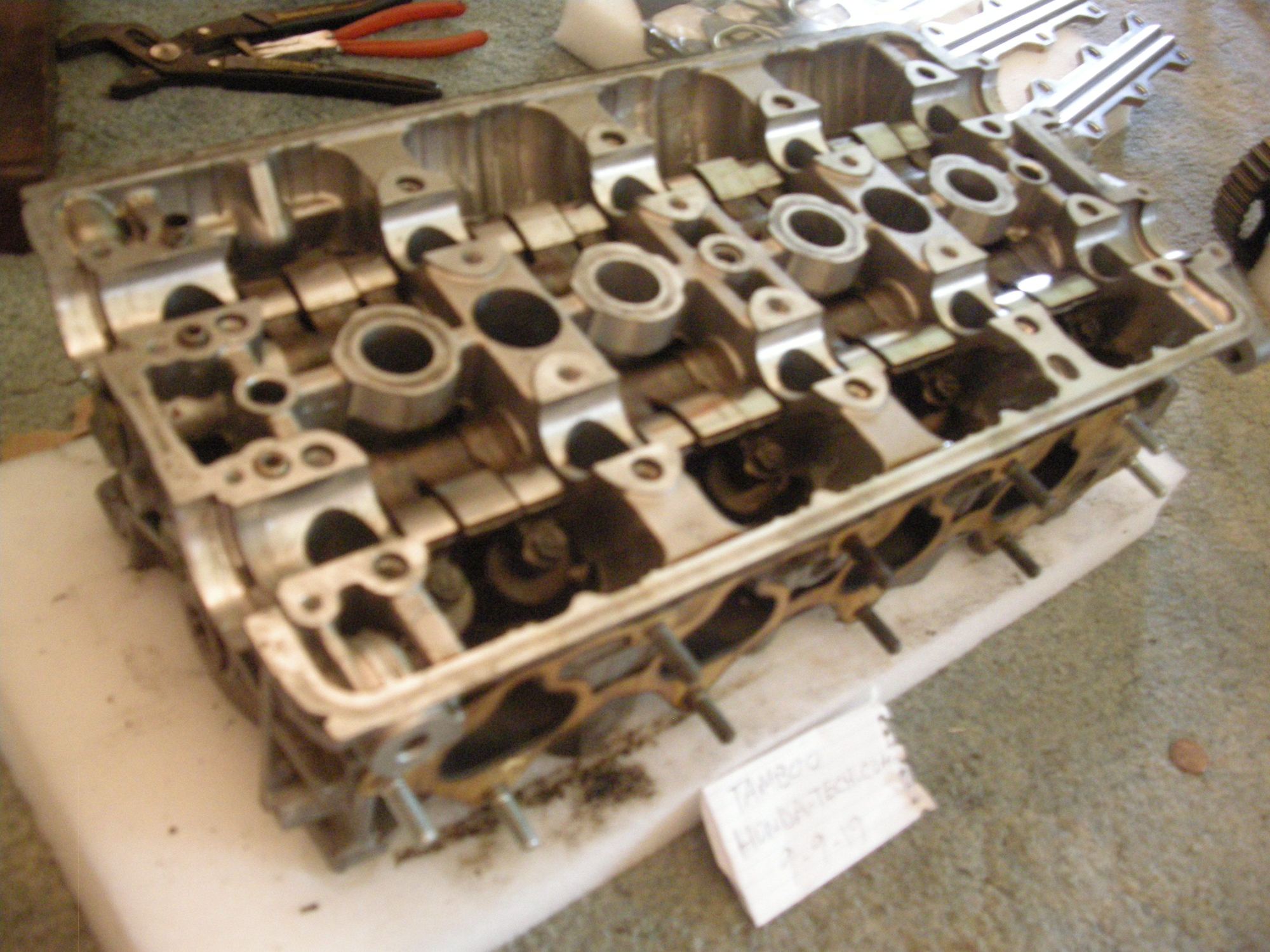 B18C1 GSR cylinder head HondaTech Honda Forum Discussion