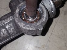 Inner retainer is a pinched ring