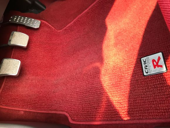 MUGEN  PEDALS