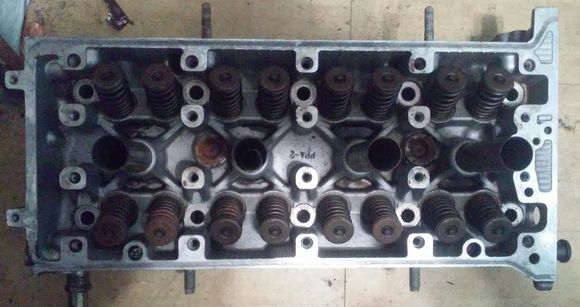 Honda CRV B20Z1/PPA-2 DOHC nonvtec cylinder head valvetrain view