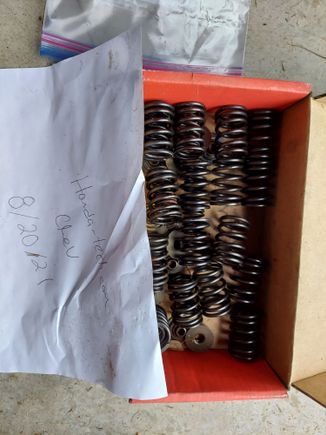 B16a2 springs and retainers, some surface rust
Make me an offer