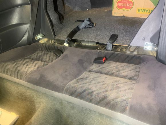 Bottom seat in the hole