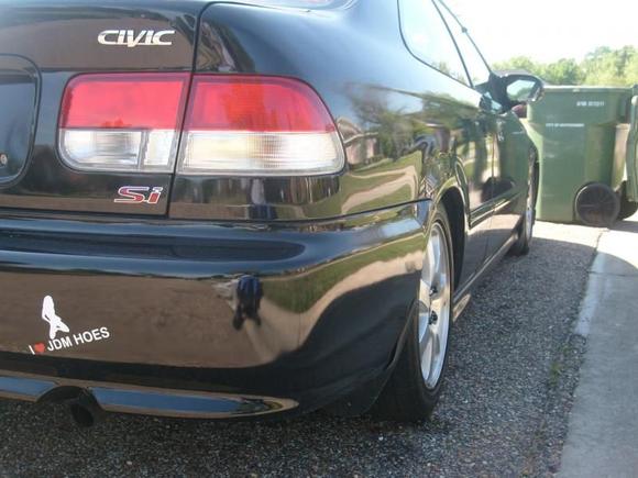 mrs' didn't like that decal. so it's gone