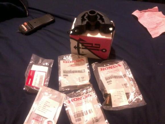 yea got my motor mount, bolts and nuts