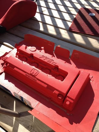 got the valve cover all done I used 2 coats vat high heat primer and 3 coats vat high heat wrinkle red.