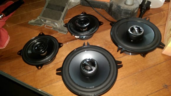 The speakers.  Had to go with 4 inch in the back because of the rollbar.