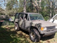 This is my girl.  A 90 Trooper 2 with a 2.6 Through all of this we bonded quite a bit. You could say I've really gotten to know my rust bucket