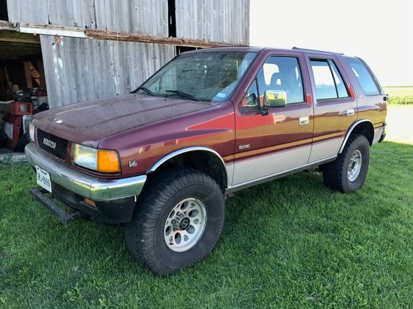 1992 Rodeo 3.1 TURBO DIESEL 5 speed. Power train from JDM Trooper.