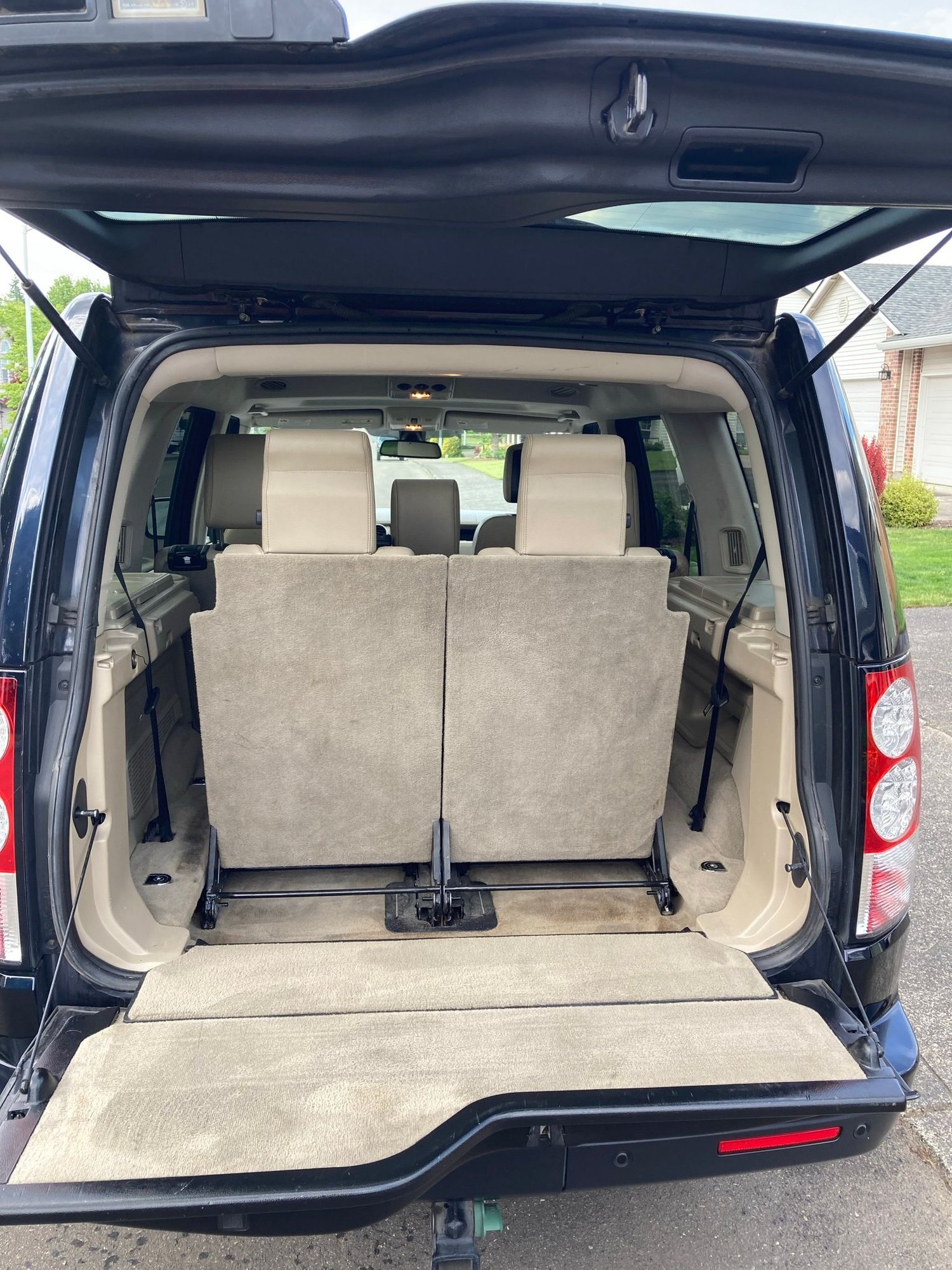 2010 Land Rover LR4 - 2010 LR4 For Sale Portland, OR area - Used - VIN SALAG2D48AA542122 - 128,280 Miles - 8 cyl - 4WD - Automatic - SUV - Blue - Vancouver, WA 98683, United States