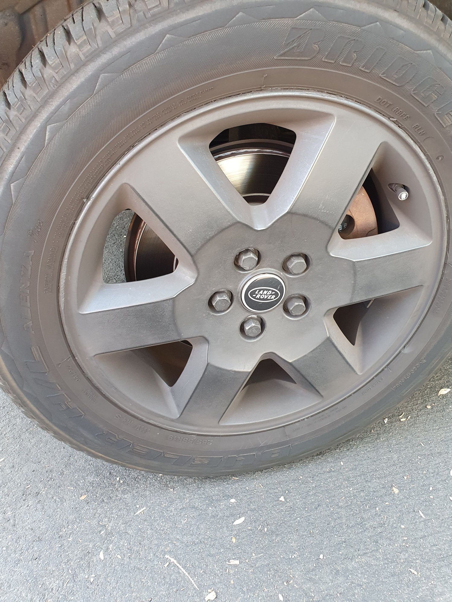 Wheels and Tires/Axles - LR3 19inch Wheels + Tires x4 - Used - 2005 to 2009 Land Rover LR3 - 2010 to 2016 Land Rover LR4 - Los Angeles, CA 90068, United States