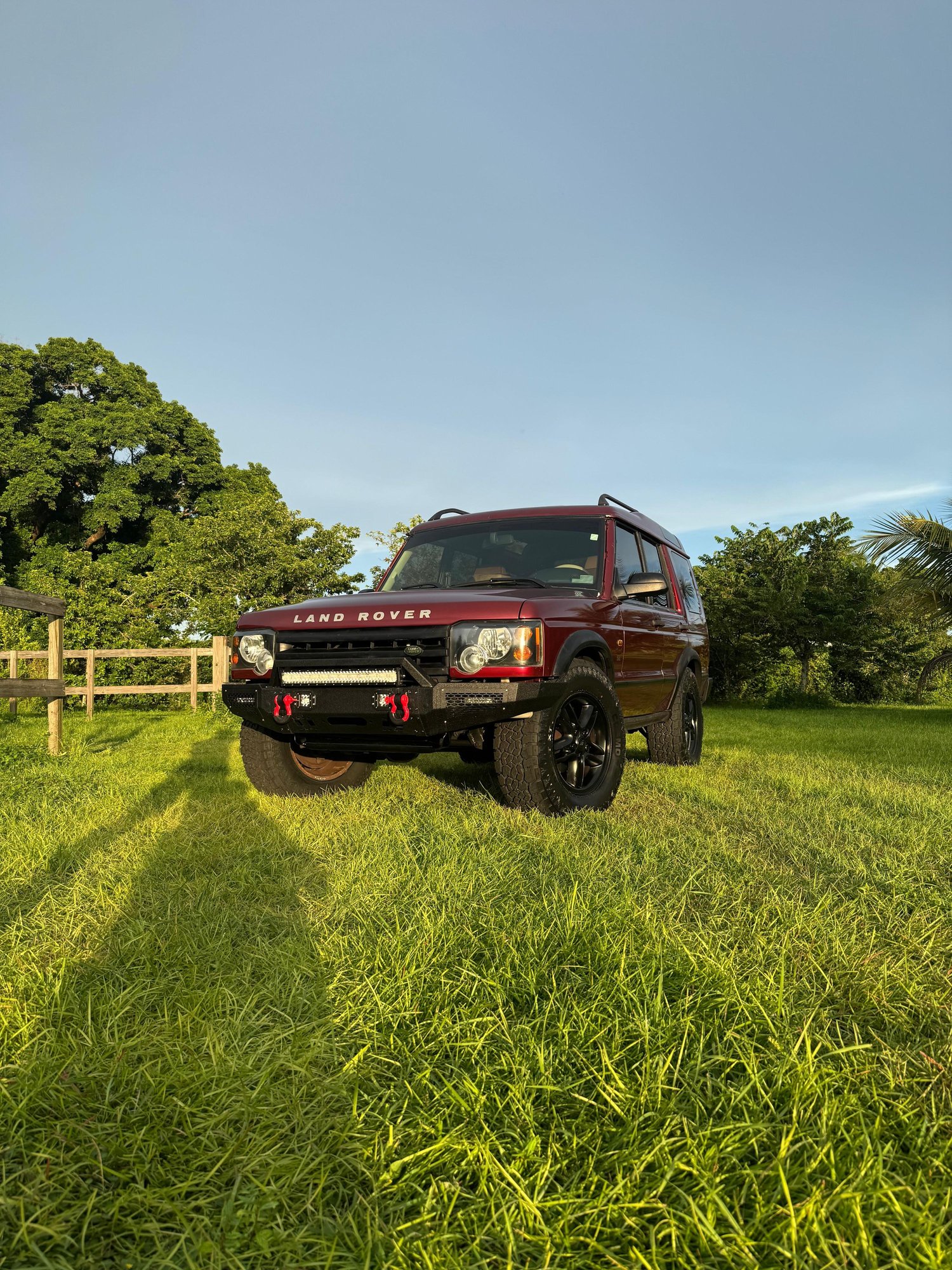 2003 Land Rover Discovery - I want to sell my Land Rover Discovery 2 - Used - VIN SALTY14453A771117 - 100,080 Miles - 8 cyl - 4WD - Automatic - SUV - Red - Miami, FL 33187, United States