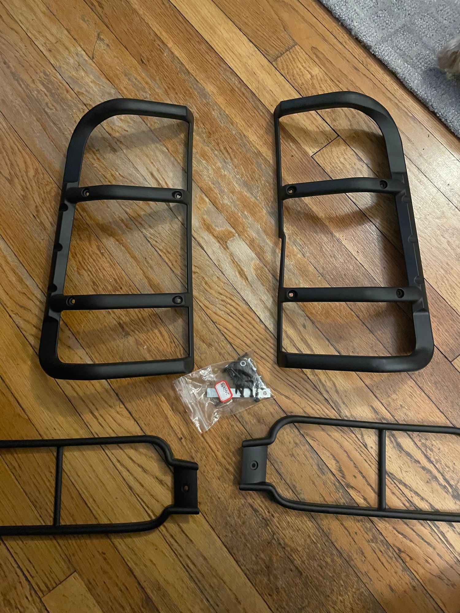 Accessories - Discovery 2 plastic rear lamp guards - New - 1999 to 2002 Land Rover Discovery - Watertown, MA 02472, United States