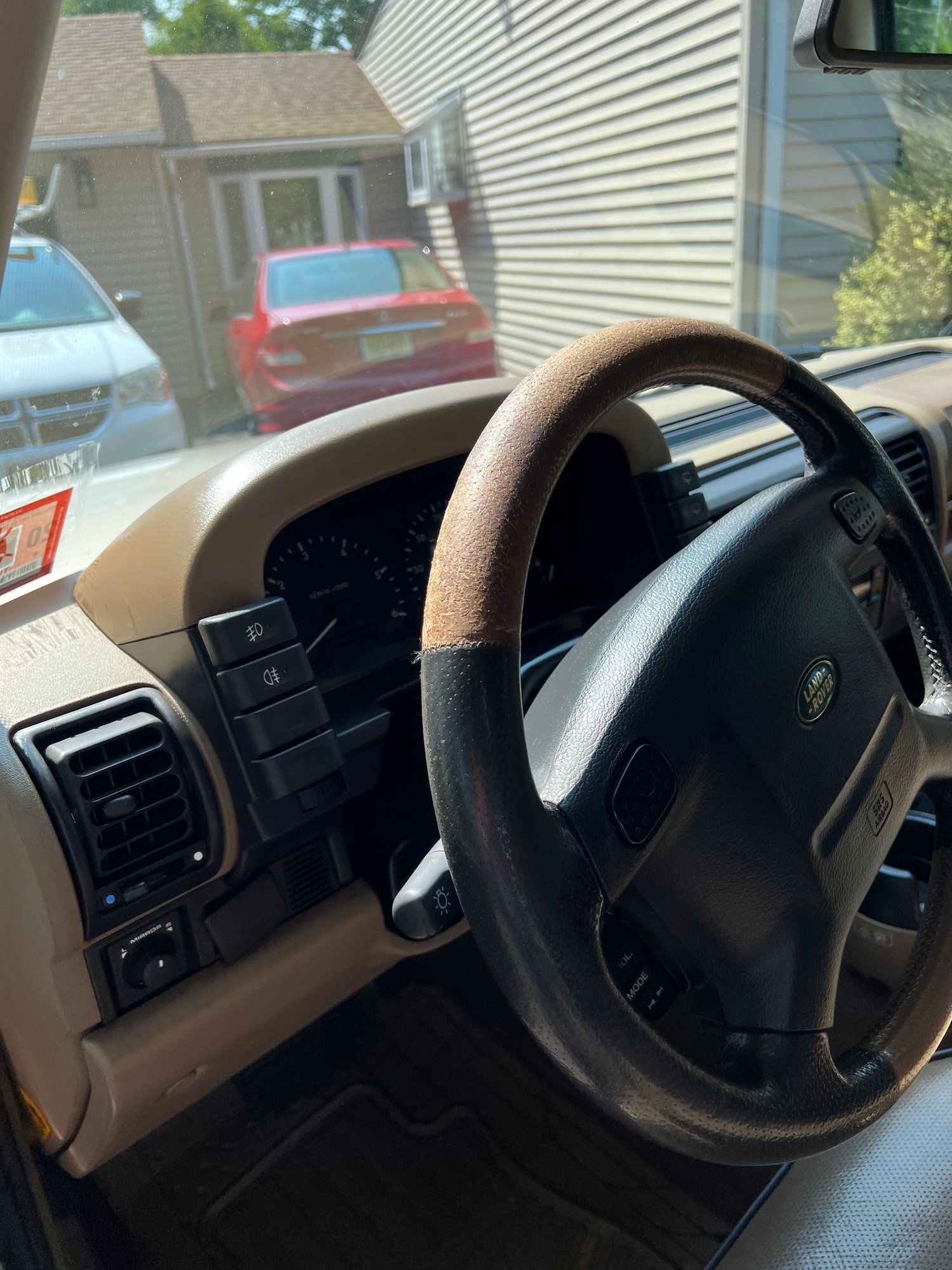 2002 Land Rover Discovery - 2002 D2 For Sale - Used - VIN SALTY12452A757347 - 136,000 Miles - 6 cyl - AWD - Automatic - SUV - Gold - North Plainfield, NJ 07062, United States