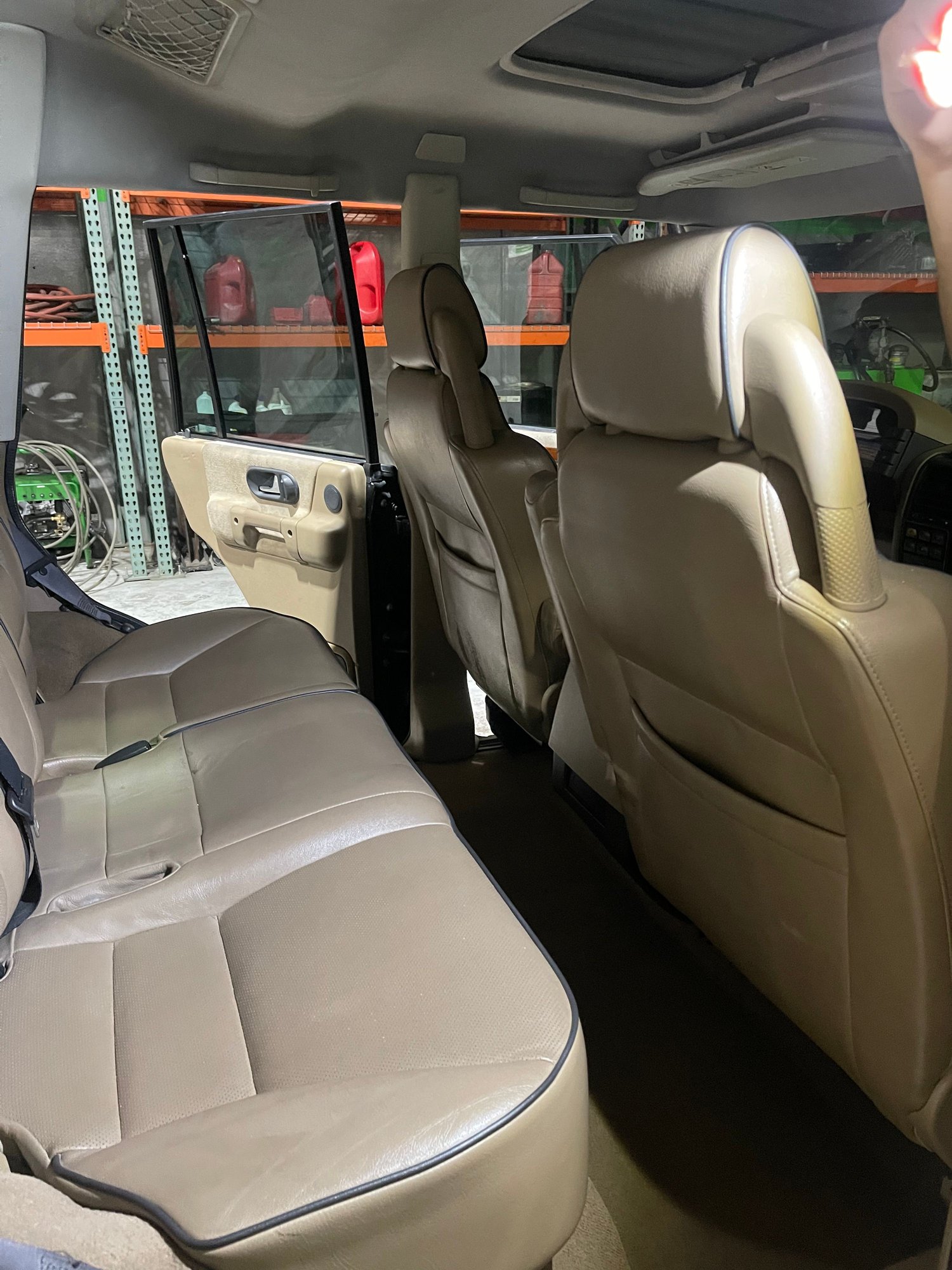 2002 Land Rover Discovery - Rebuilt 4.6 Disco 2 for sale - Used - VIN SALTY12492A760803 - 212,269 Miles - 8 cyl - 4WD - Automatic - SUV - Black - Las Vegas, NV 89109, United States