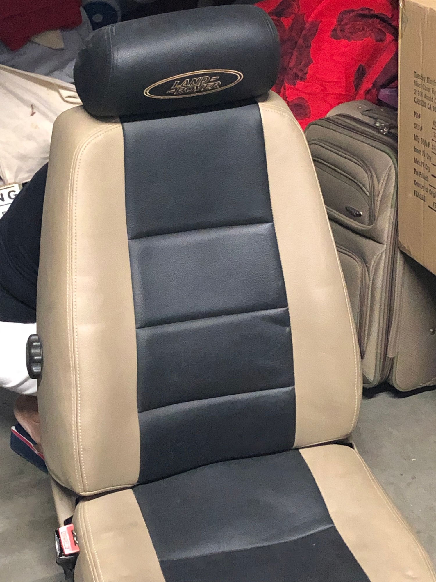 Interior/Upholstery - Land Rover Logo Embroidered front seats plus rear - Used - All Years Land Rover All Models - Ojai, CA 93023, United States