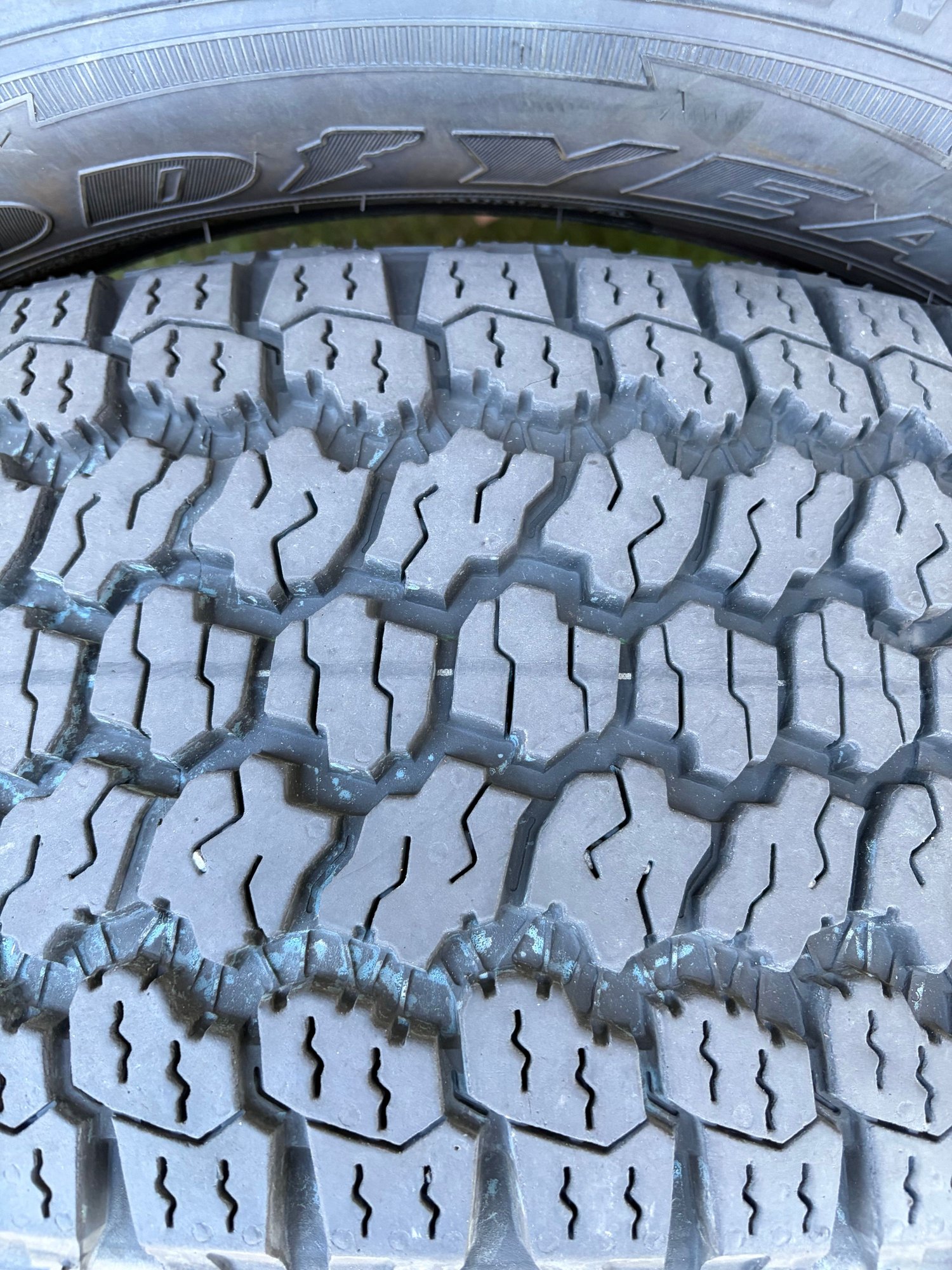 Wheels and Tires/Axles - 4 - Goodyear Wrangler All Terrain Adventure Tires 255/60R20 - Used - All Years Any Make All Models - Los Angeles, CA 90065, United States