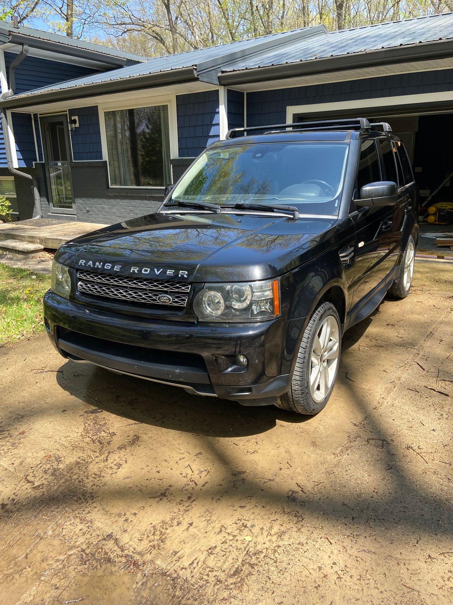 2013 Land Rover Range Rover Sport - 2013 range rover superchargered - Used - VIN SALSH2E44DA781798 - 133,000 Miles - 8 cyl - 4WD - Automatic - SUV - Black - Holly, MI 48442, United States