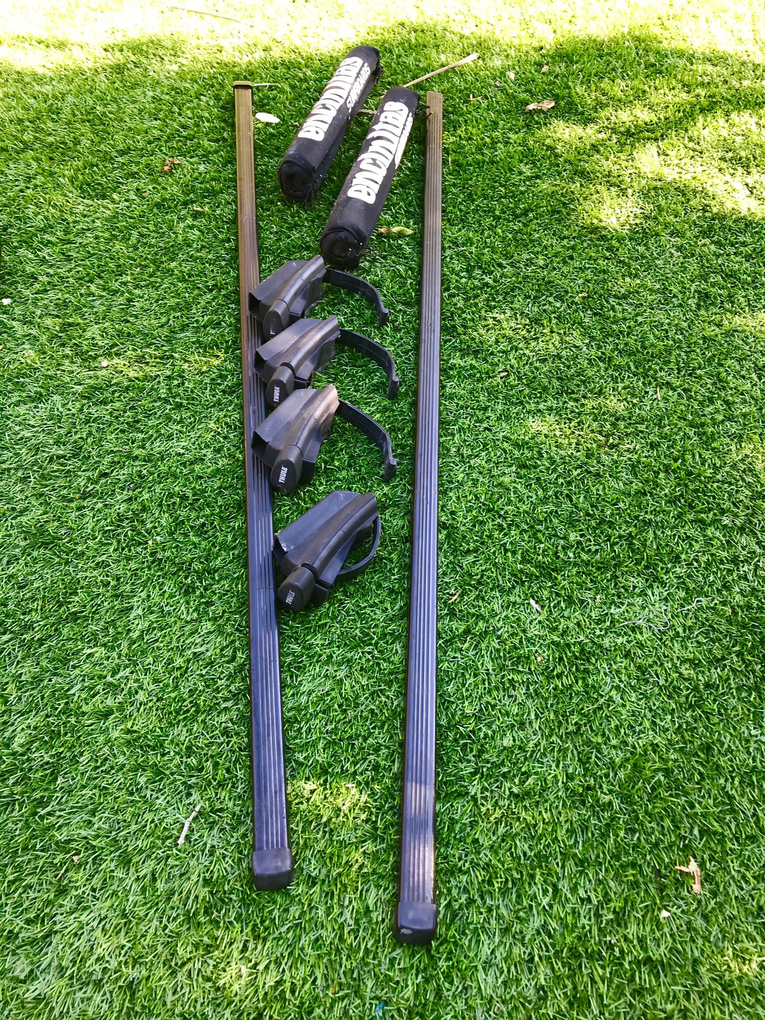Accessories - Thule Rack Load Cross Bars and Crossroad Rapid System Footpack Mounts - Used - 1994 to 2004 Land Rover Discovery - San Diego, CA 92121, United States