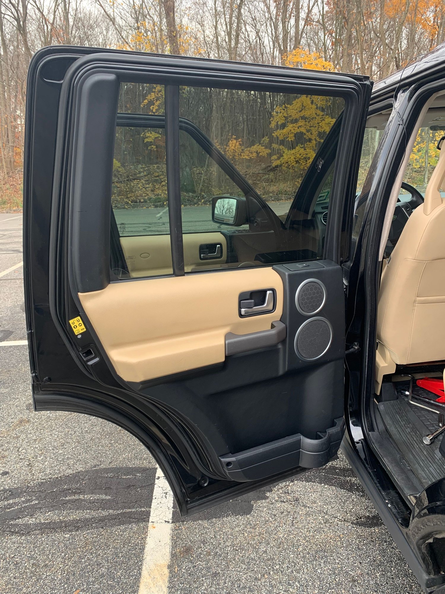 2006 Land Rover LR3 - 2006 Land Rover LR3 SE - Used - VIN SALAD25476A408202 - 232,070 Miles - 8 cyl - AWD - Automatic - SUV - Black - Summit, NJ 07901, United States