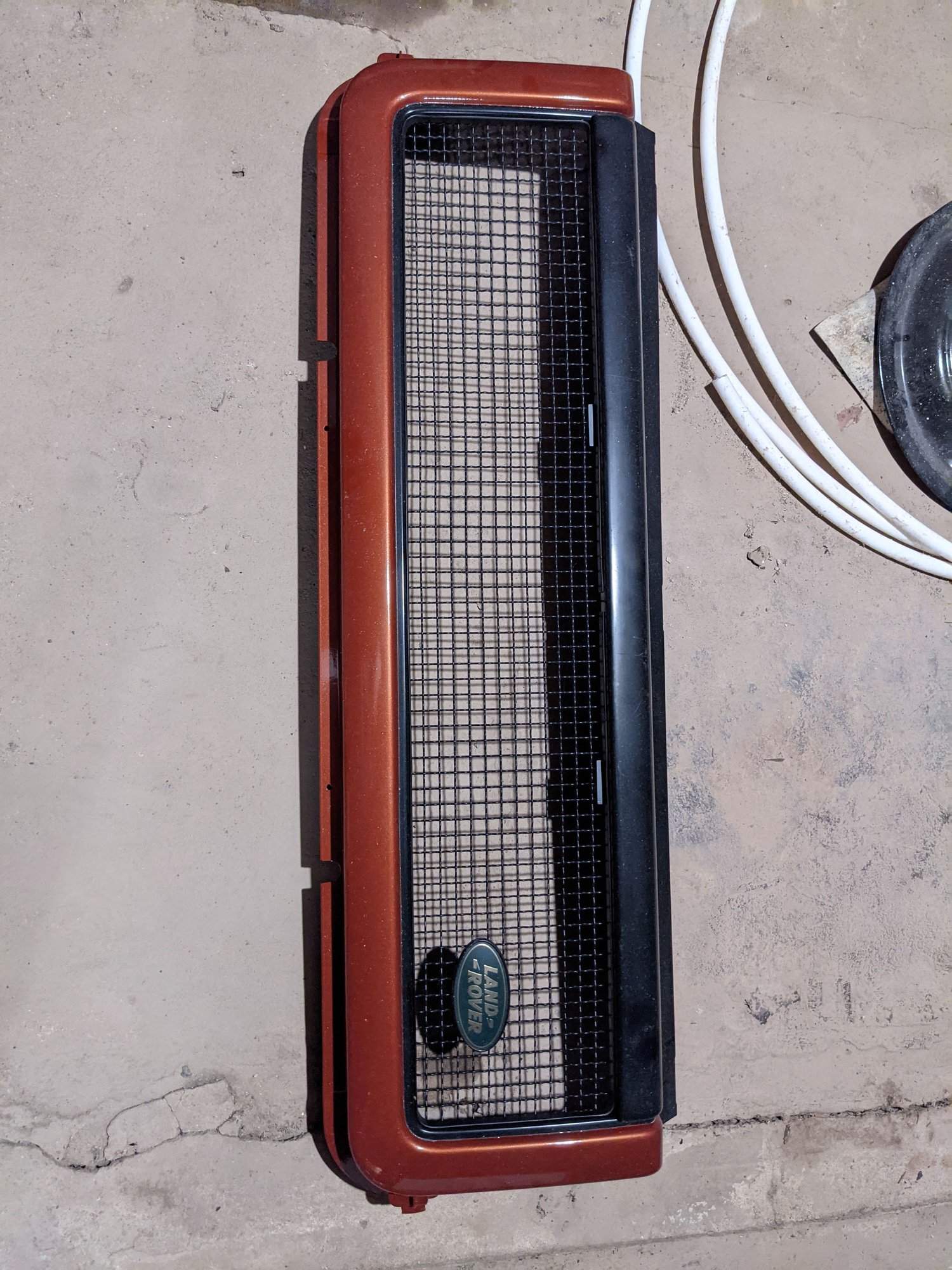 Exterior Body Parts - Genuine D2 Kalahari grill - Used - 1999 to 2002 Land Rover Discovery - Lake Ariel, PA 18436, United States