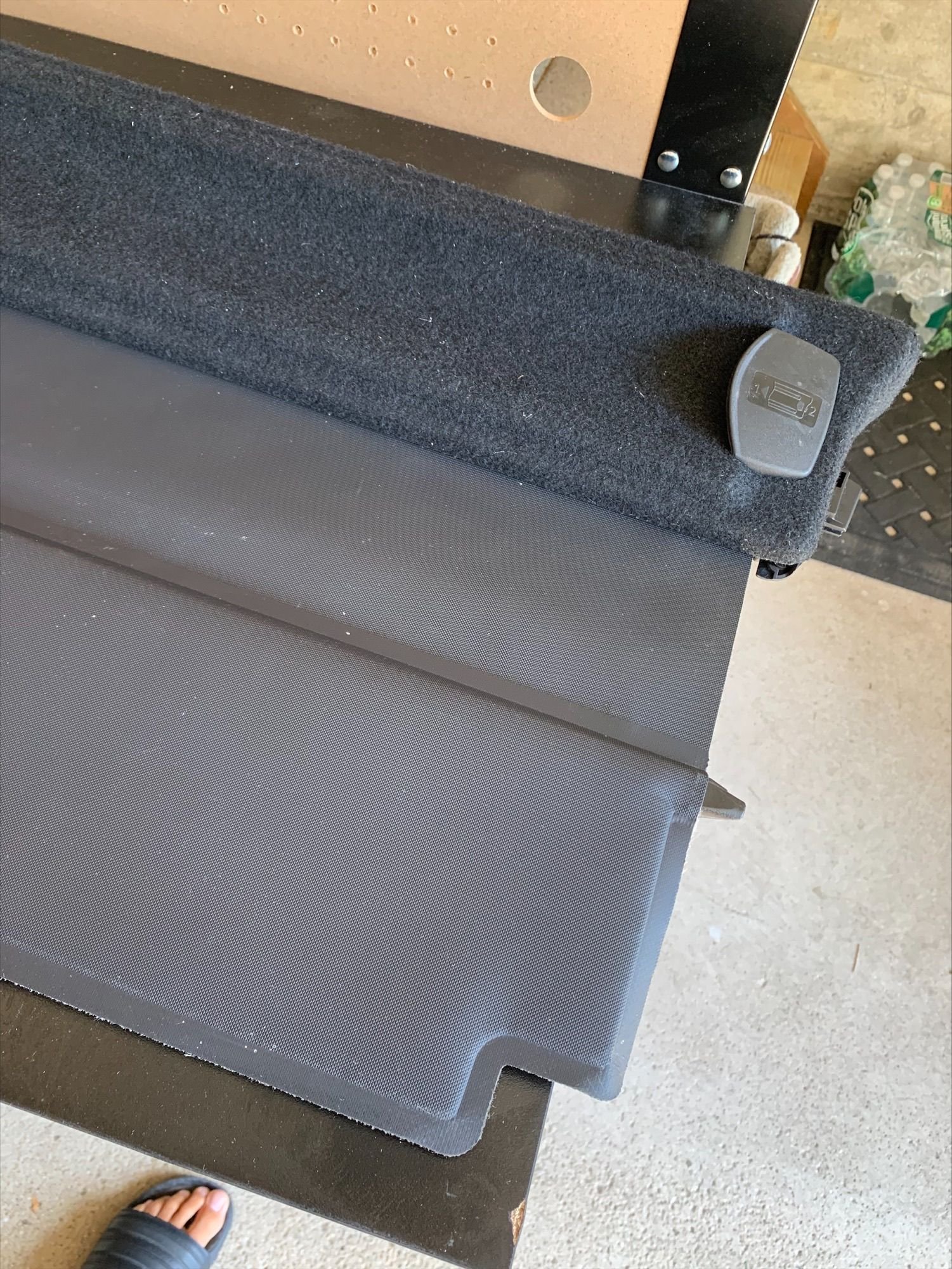 Interior/Upholstery - OEM Land Rover LR3/LR4 (Disco 3/4) Rear Retractable Cargo Cover - Used - 0  All Models - Mt. Olive, NJ 07836, United States