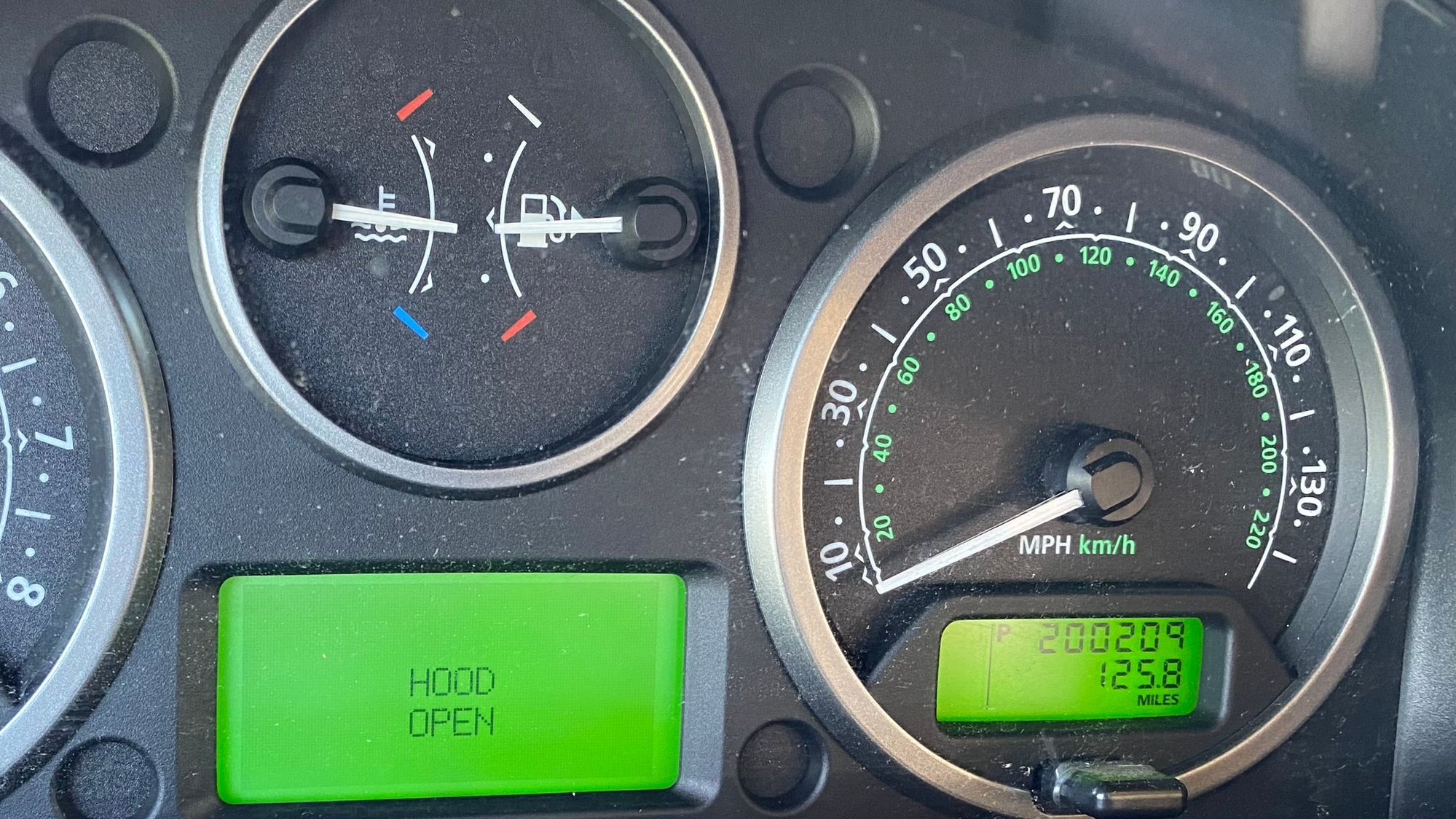 2005 Land Rover LR3 - Fs - 2005 lr3 hse - Used - VIN SALAG25445A333108 - 200,209 Miles - 8 cyl - 4WD - Automatic - SUV - Red - Clarence, NY 14031, United States