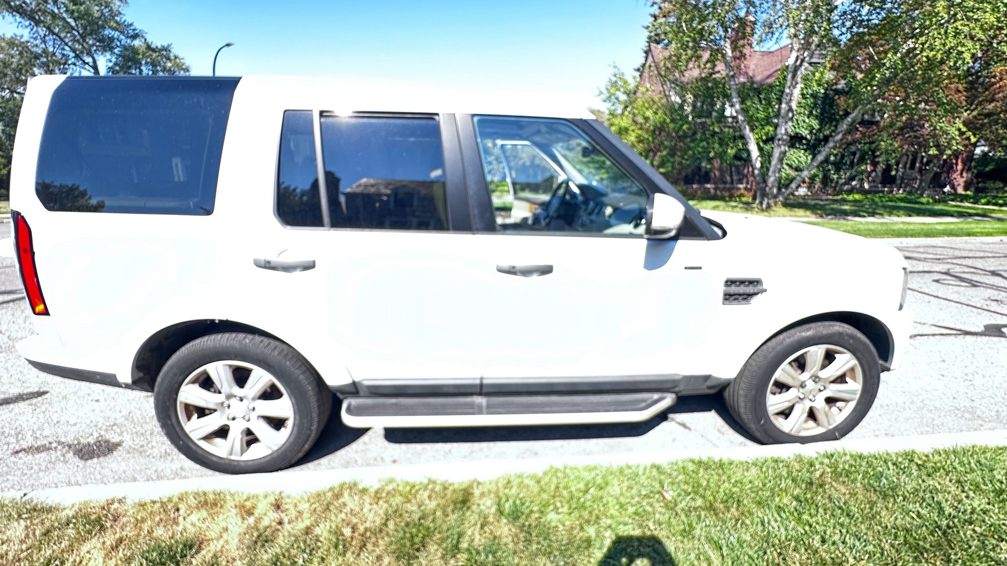 2015 Land Rover LR4 - For Sale: 2015 Land Rover LR4 HSE-Project Vehicle for Enthusiasts (As-Is, Best Offer) - Used - VIN SALAG2V6XFA758089 - 108,000 Miles - 6 cyl - 4WD - Automatic - SUV - White - Grosse Pointe, MI 48236, United States