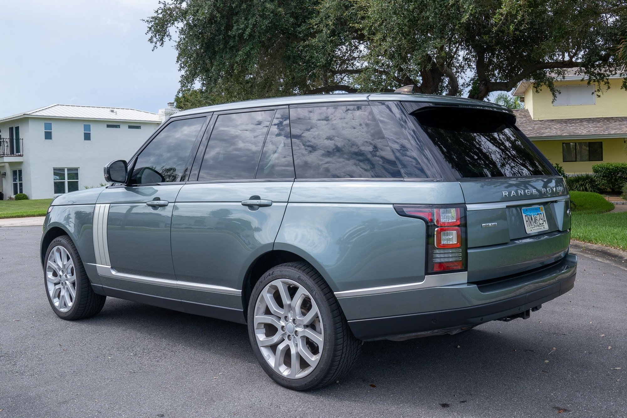 2017 Land Rover Range Rover - 2017 Range Rover, Td6, CPO, high option car - Used - VIN SALGS2FK8HA341349 - Satellite Beach, FL 32937, United States