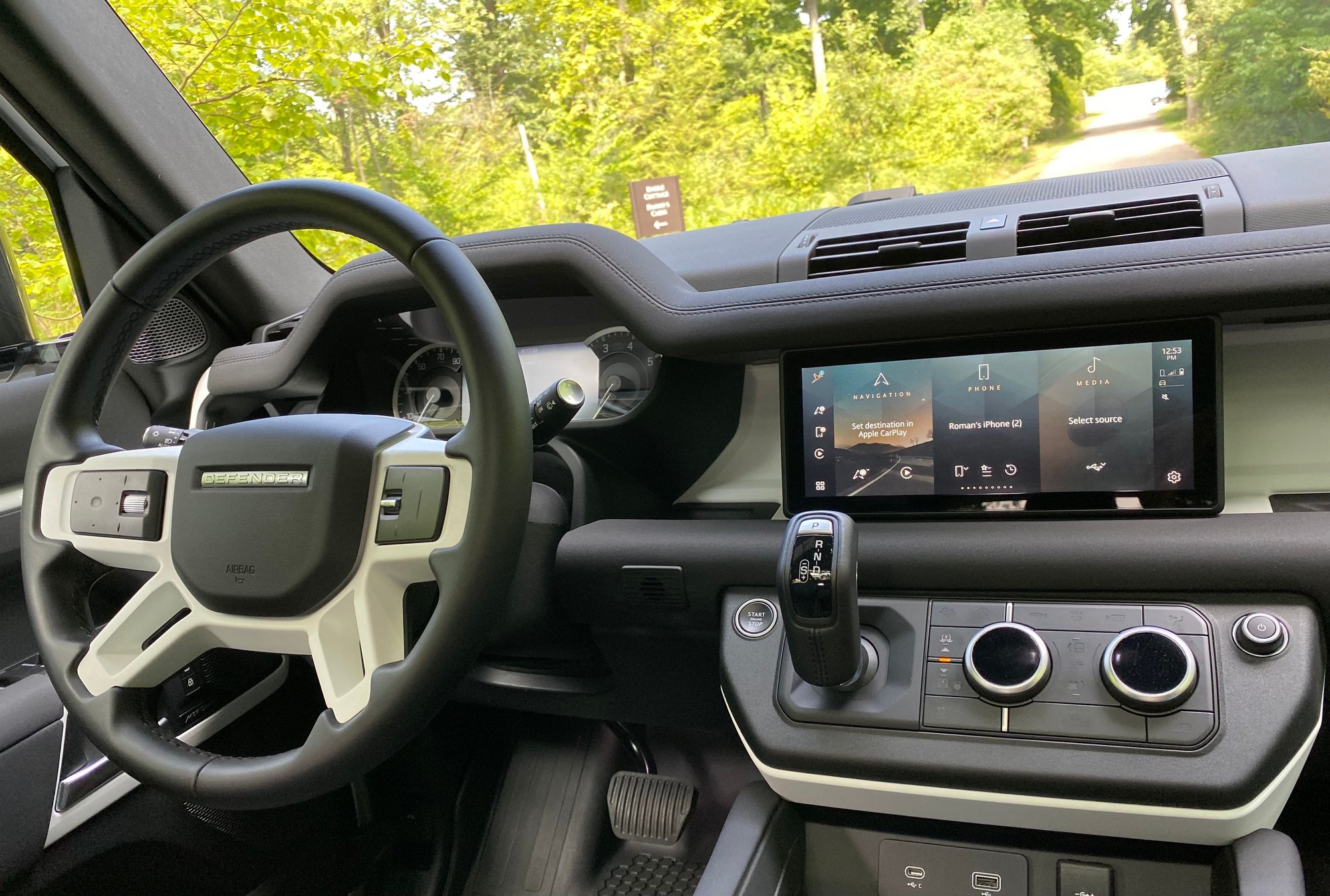 2023 Land Rover Defender - 2023 Land Rover Defender 30th anniversary for sale! - Used - VIN salej7ex3p2113336 - 14,500 Miles - 4 cyl - 4WD - Automatic - SUV - White - Rochester Hills, MI 48309, United States