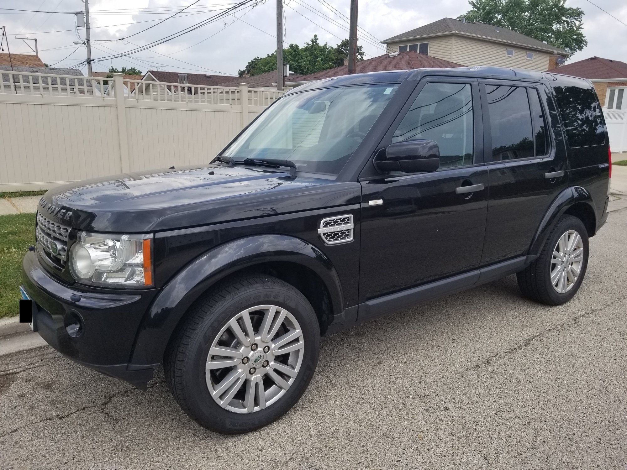 2011 Land Rover LR4 - 2011 HM LR4 in good shape - $8,500 - Used - VIN SALAG2D48BA556409 - 180,000 Miles - 8 cyl - AWD - Automatic - SUV - Black - Chicago, IL 60631, United States