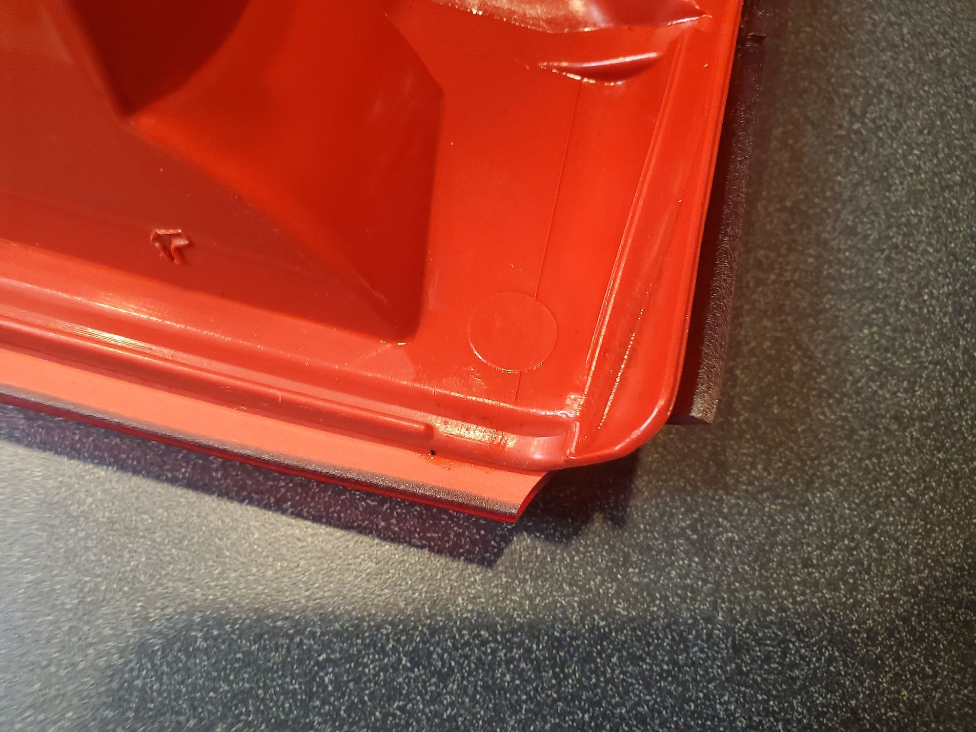 Lights - Early, 1998 Discovery 2 tail lights, red and white - Used - -1 to 2024  All Models - Lawrence Township, NJ 08648, United States